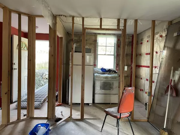 Yale, BC V0K 2S0,31236 Mary ST