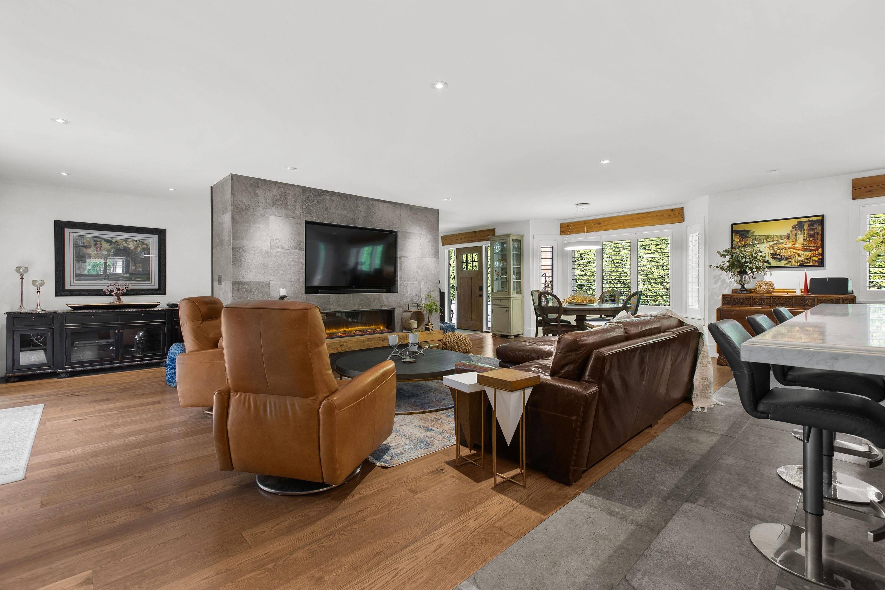 Surrey, BC V4A 3W2,2413 128 ST