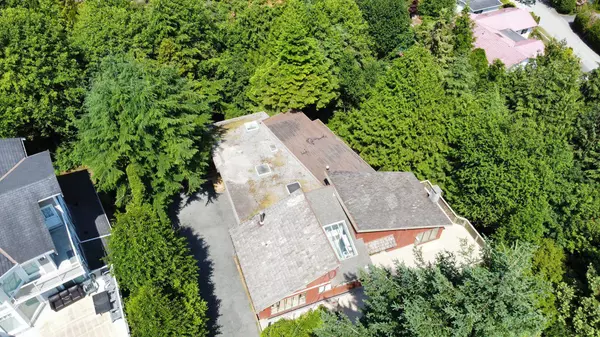 West Vancouver, BC V7S 1V8,568 St. Andrews PL