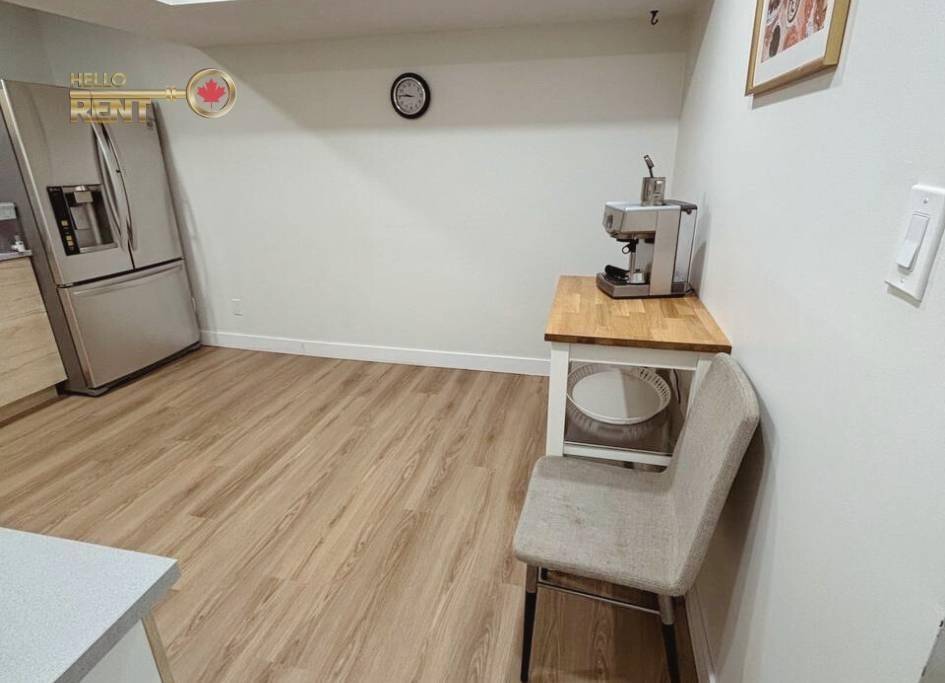 North Vancouver, BC V7K 3E1,4000 Braemar RD