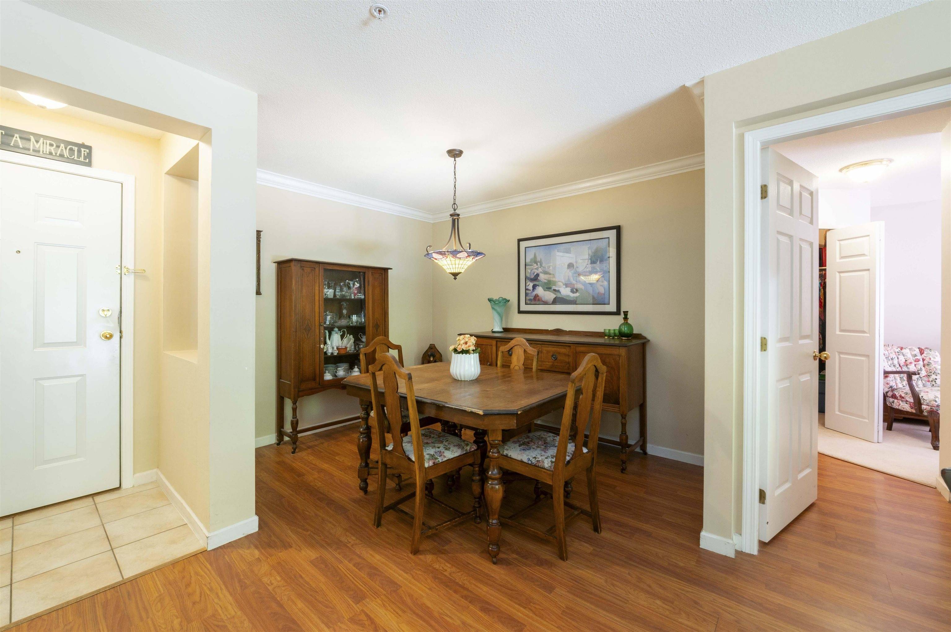 15185 22 AVE #208 Surrey, BC V4A 9T4