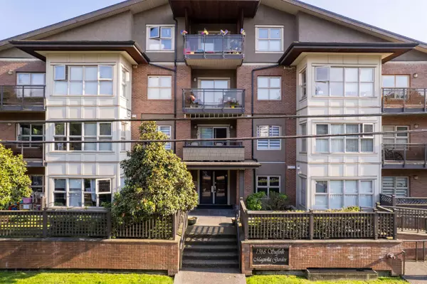 Port Coquitlam, BC V3B 1H2,1988 Suffolk AVE #103
