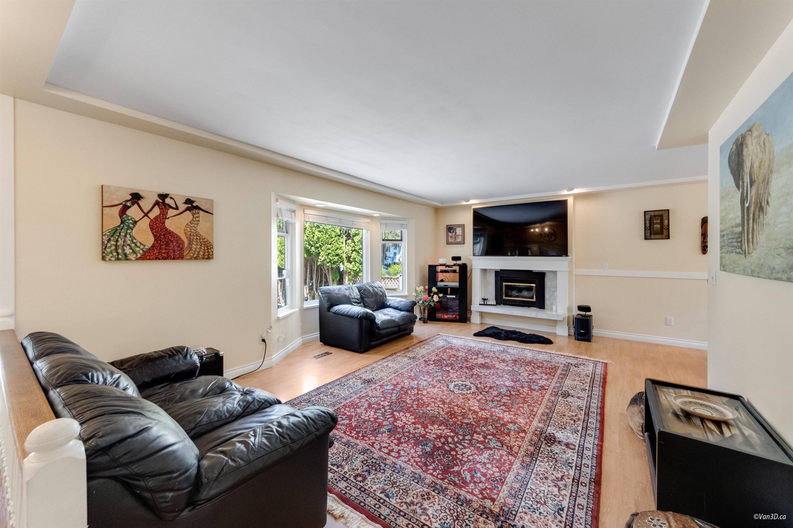 Port Coquitlam, BC V3B 4X6,1068 Spruce AVE