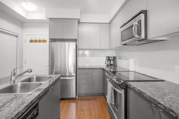 Surrey, BC V4N 6J7,6430 194 ST #101