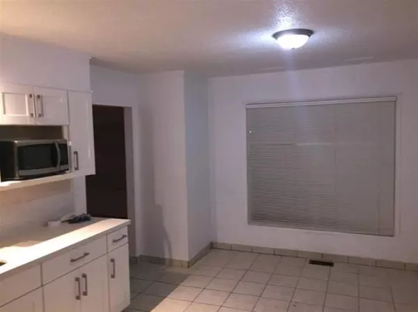 Surrey, BC V3T 2C2,13021 106 AVE