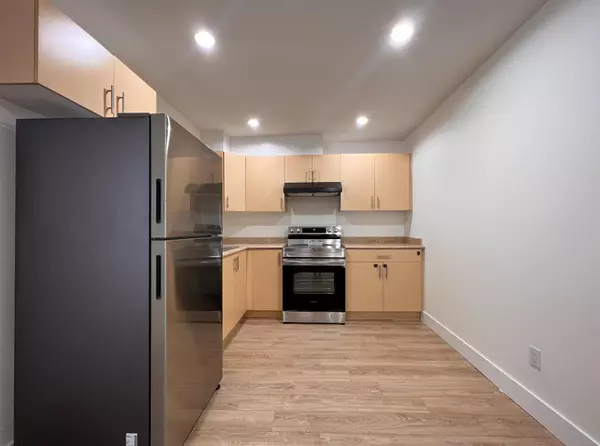 Surrey, BC V4N 5Z3,7126 194b ST