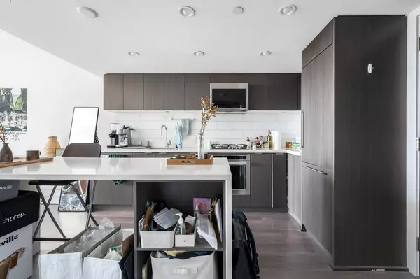 Vancouver, BC V6P 0G7,8238 Lord ST #408