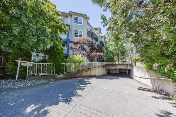 Surrey, BC V3W 1J2,8115 121a ST #407