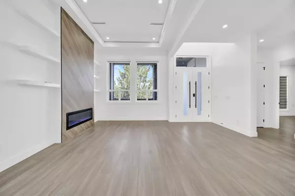 Surrey, BC V3V 3P4,12760 114a AVE
