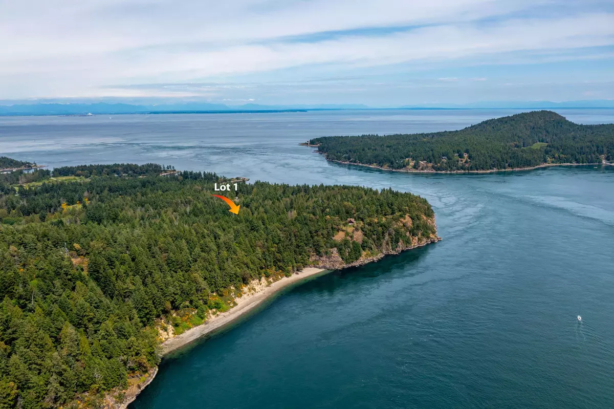 Galiano Island, BC V0N 1P0,286 Orca View LN