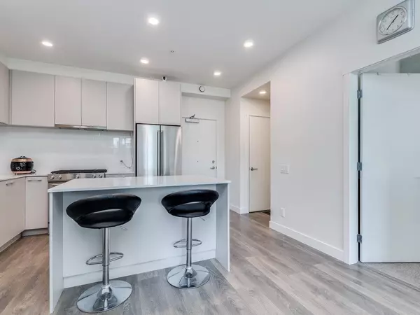 Coquitlam, BC V3J 0L4,721 Anskar CT #207