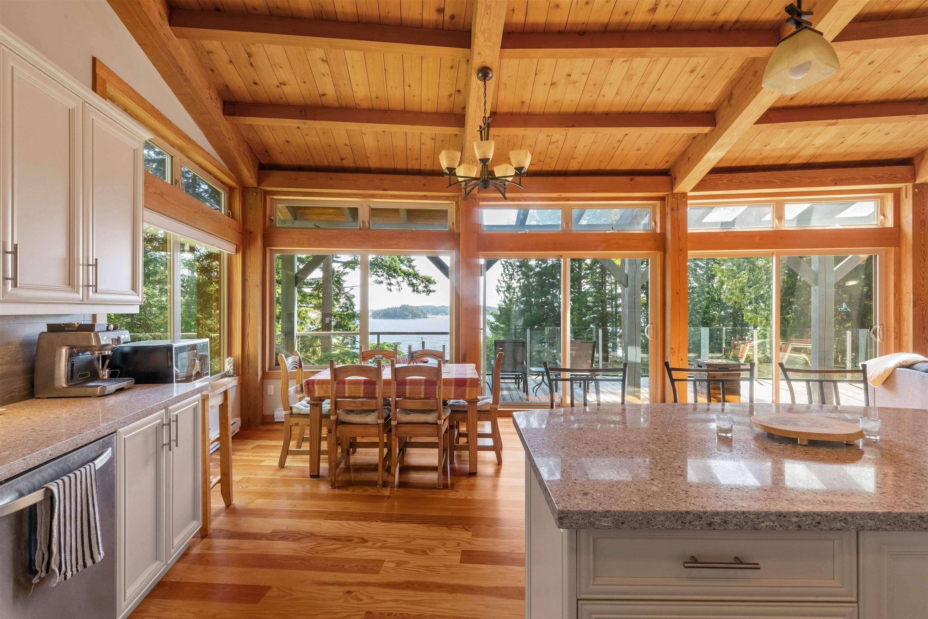 304 Esplanade RD Keats Island, BC V0N 1V0
