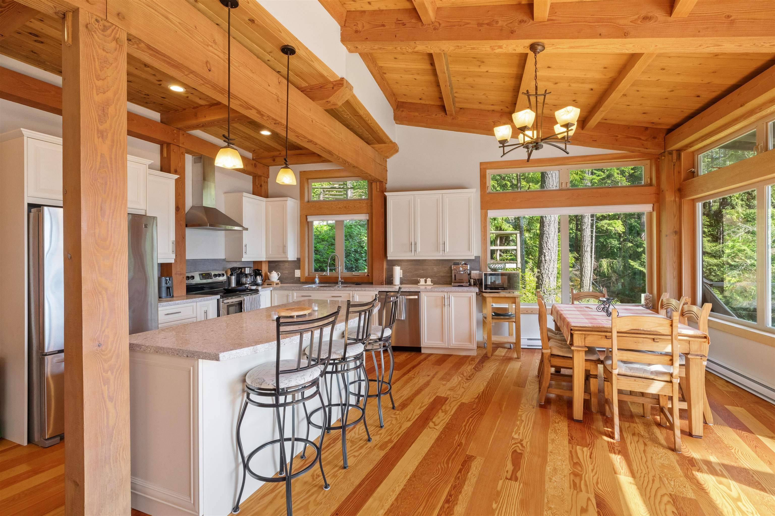 304 Esplanade RD Keats Island, BC V0N 1V0