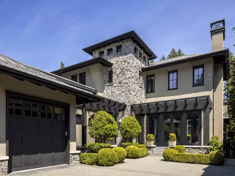 6448 Macdonald ST, Vancouver, BC V6N 1E6