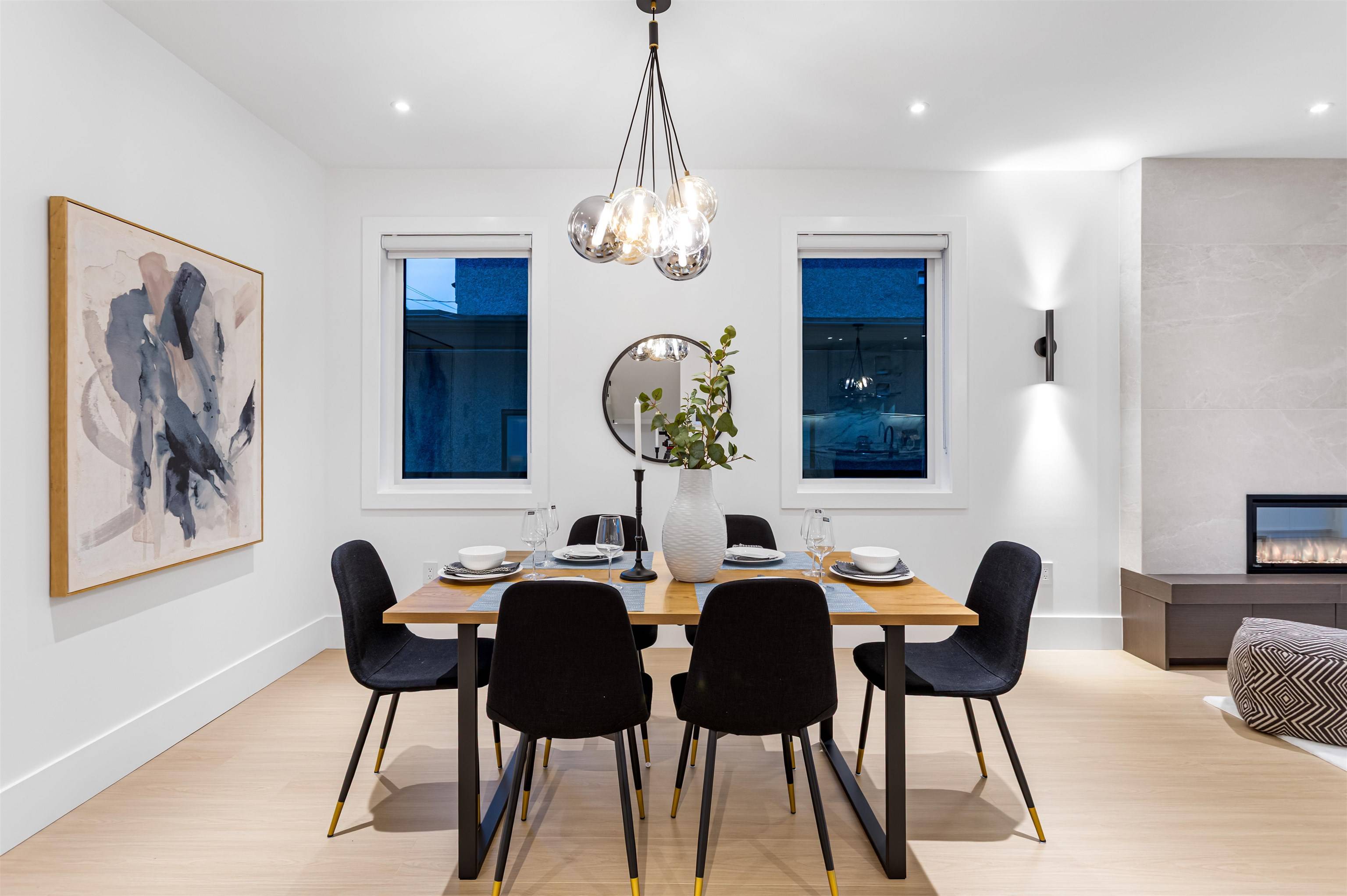 6918 Union ST Burnaby, BC V5B 1X5