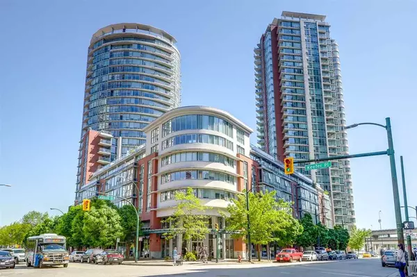 618 Abbott ST #607, Vancouver, BC V6B 0C1