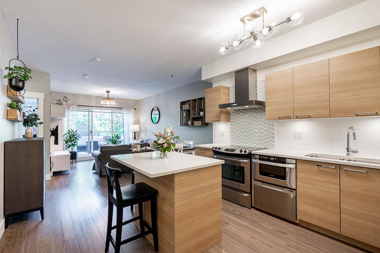 5811 177b ST #209 Surrey, BC V3S 4J4