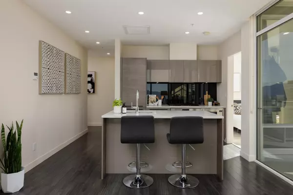 Burnaby, BC V5H 0H8,6383 Mckay AVE #2508