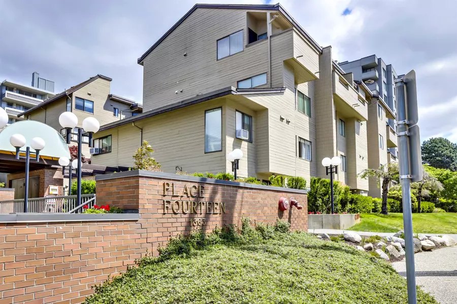 1363 Clyde AVE #208, West Vancouver, BC V7T 2W9