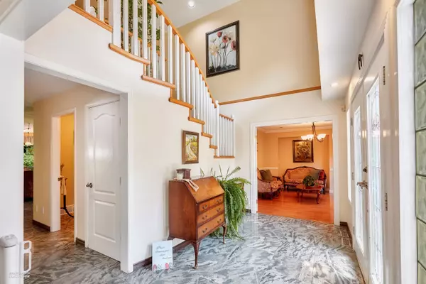 Maple Ridge, BC V2W 1C4,26245 124 AVE