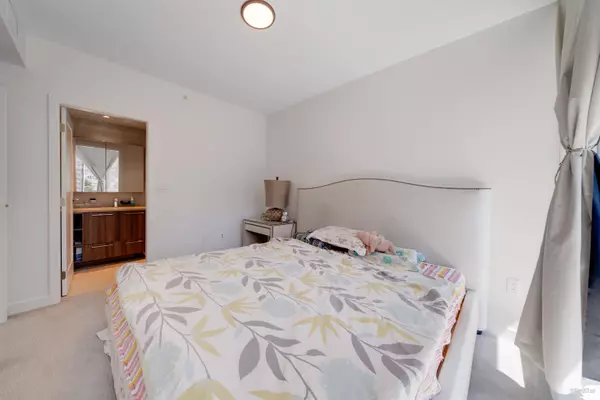 8160 Mcmyn WAY #1009 Richmond, BC V6X 0V2