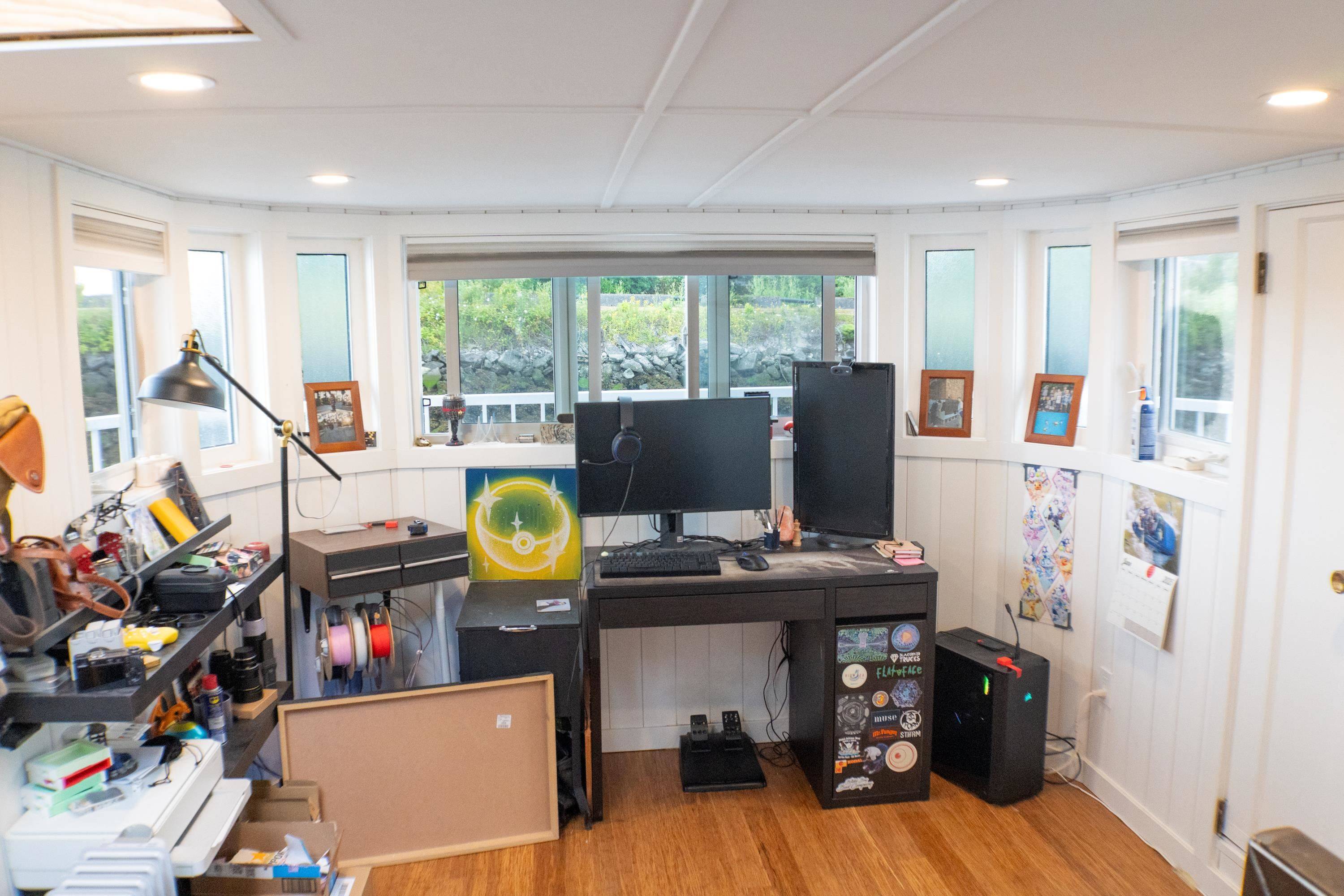 415 W Esplanade AVE North Vancouver, BC V7M 1A4