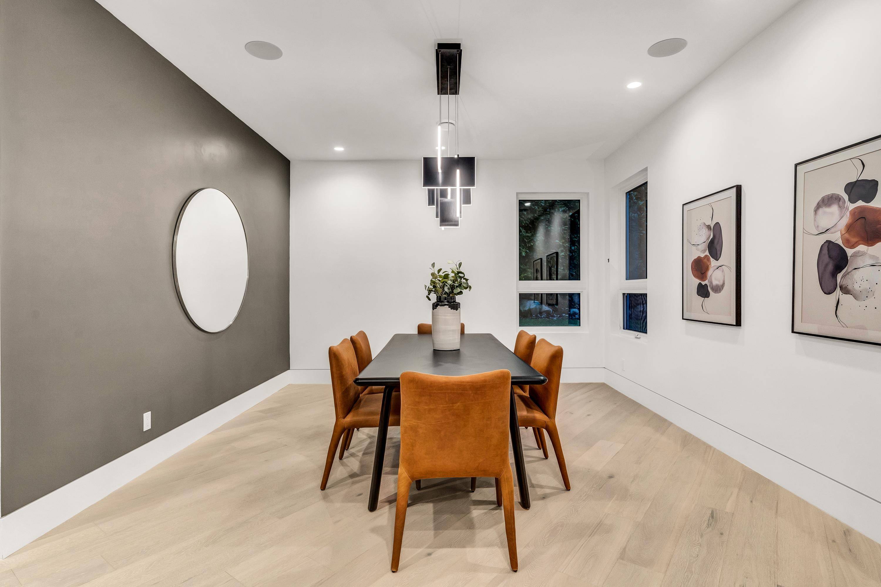 4500 Canterbury CRES North Vancouver, BC V7R 3N6
