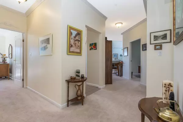 Ladner, BC V4K 1R9,4753 River Road West #309