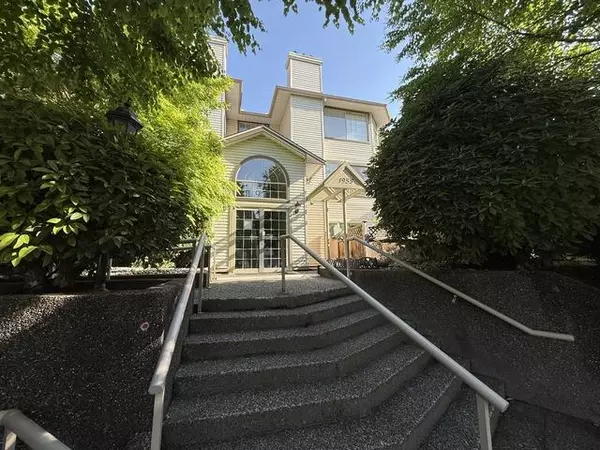 Port Coquitlam, BC V3B 1H3,1955 Suffolk AVE #206