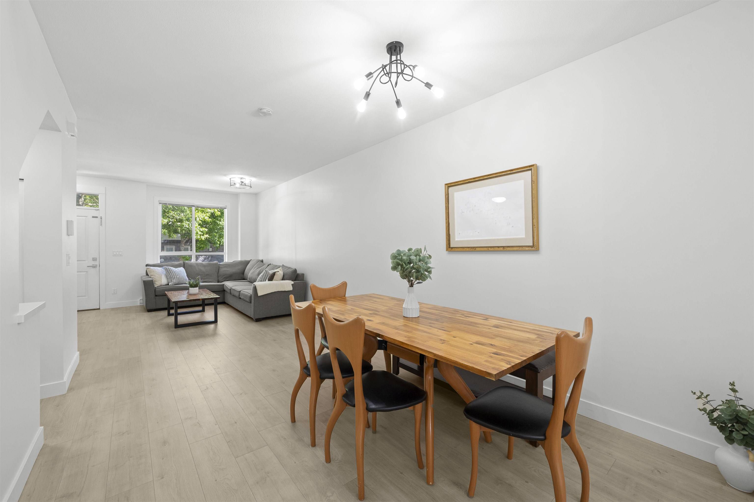 3395 Galloway AVE #3 Coquitlam, BC V3E 0H2