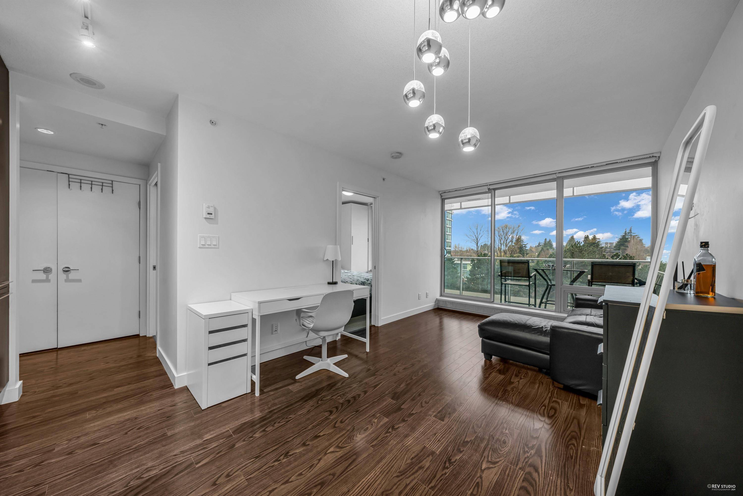 8131 Nunavut LN #707 Vancouver, BC V5X 0E2