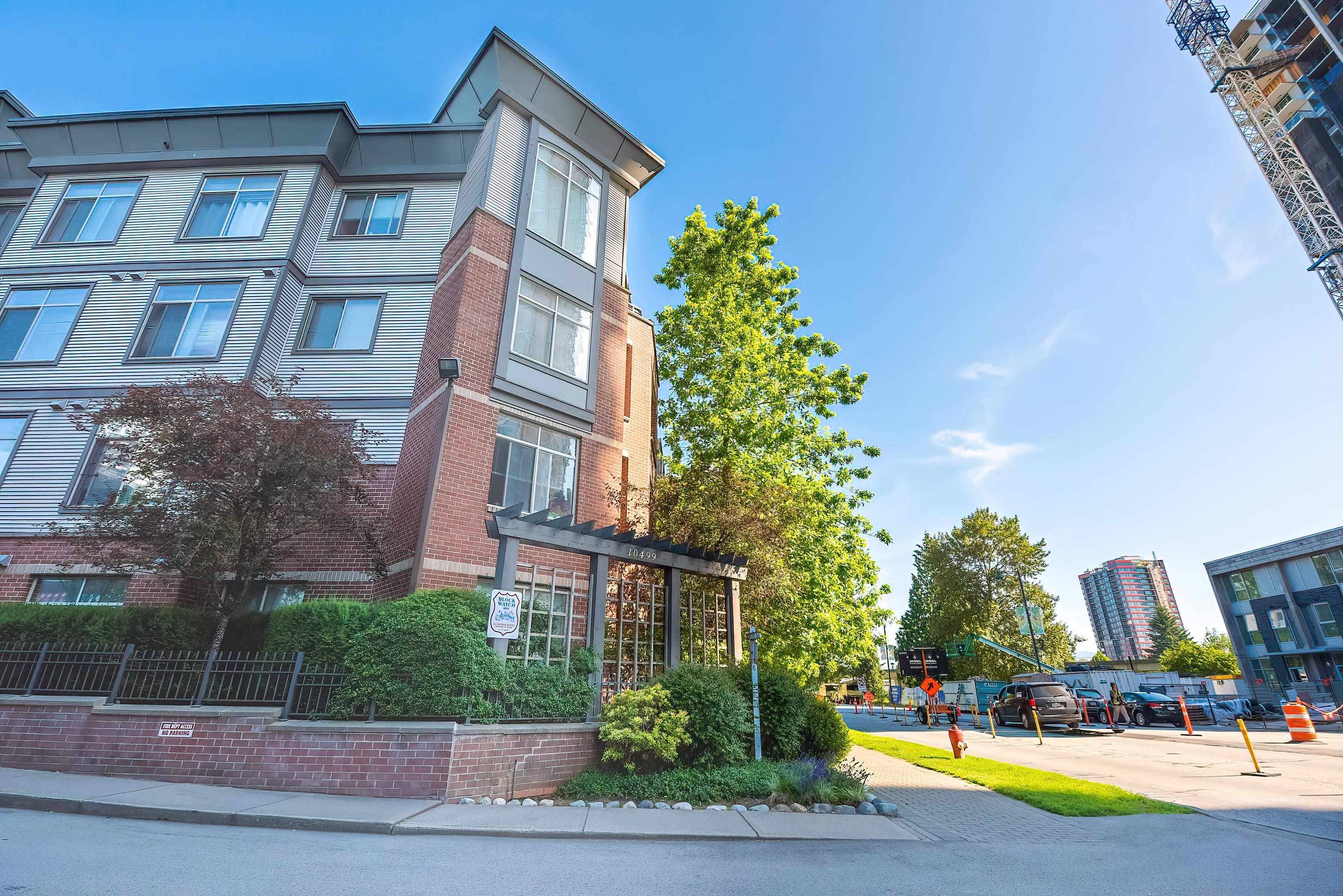 10499 University DR #309, Surrey, BC V3T 0A4
