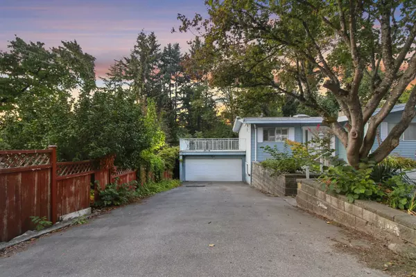 Surrey, BC V3R 2L8,13833 114 AVE