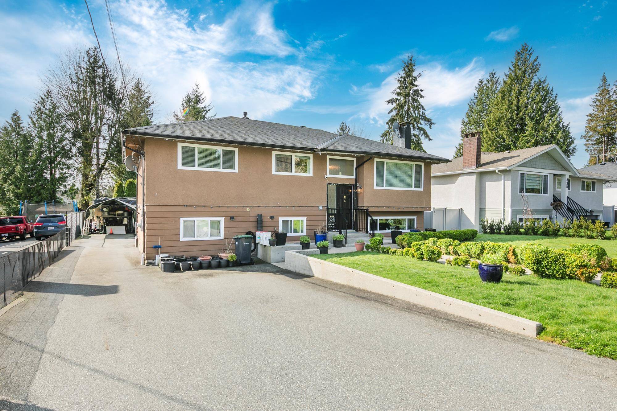 Port Moody, BC V3H 1P1,325 Seaview DR