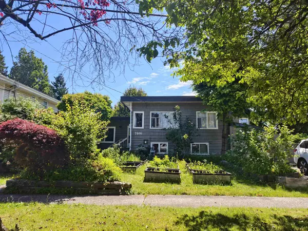 Burnaby, BC V5E 2E9,7606 Ulster ST