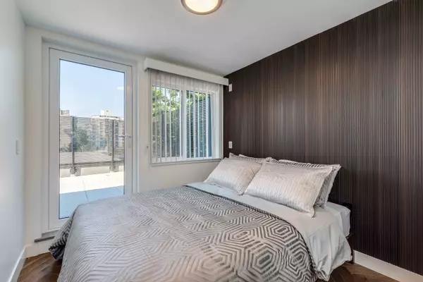 1168 Pendrell Street #402 Vancouver, BC V6E 1L4