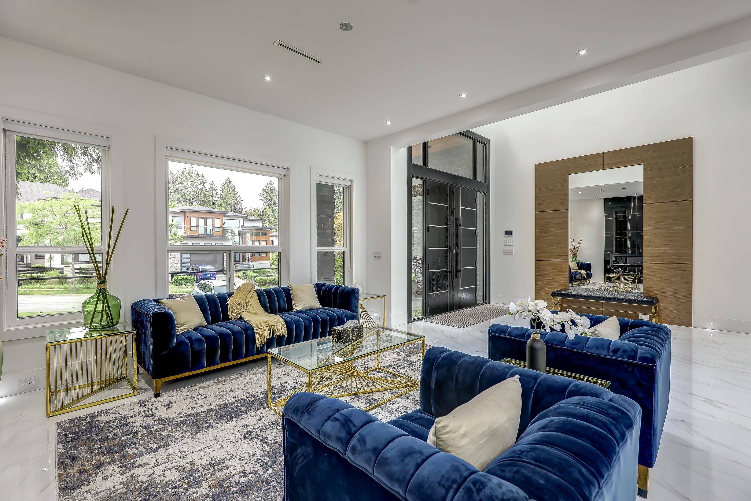 7822 Suncrest DR Surrey, BC V3W 6A9