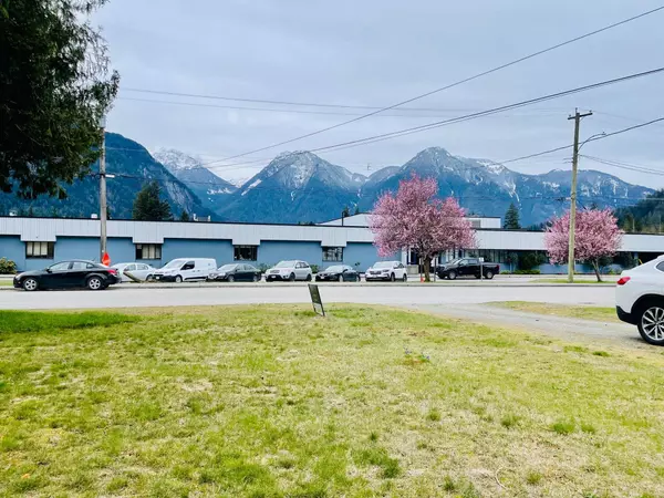 459 Stuart ST, Hope, BC V0X 1L0