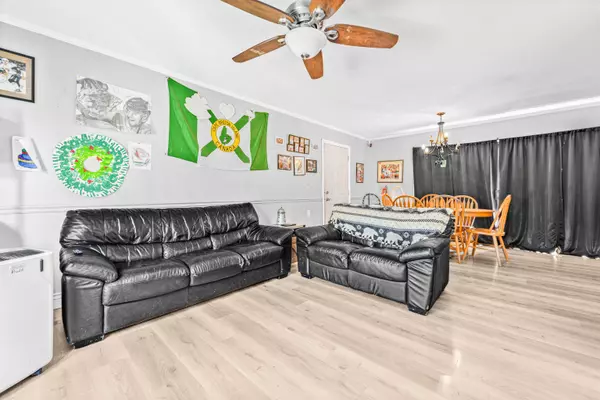 Mission, BC V2V 1P4,33428 3 AVE