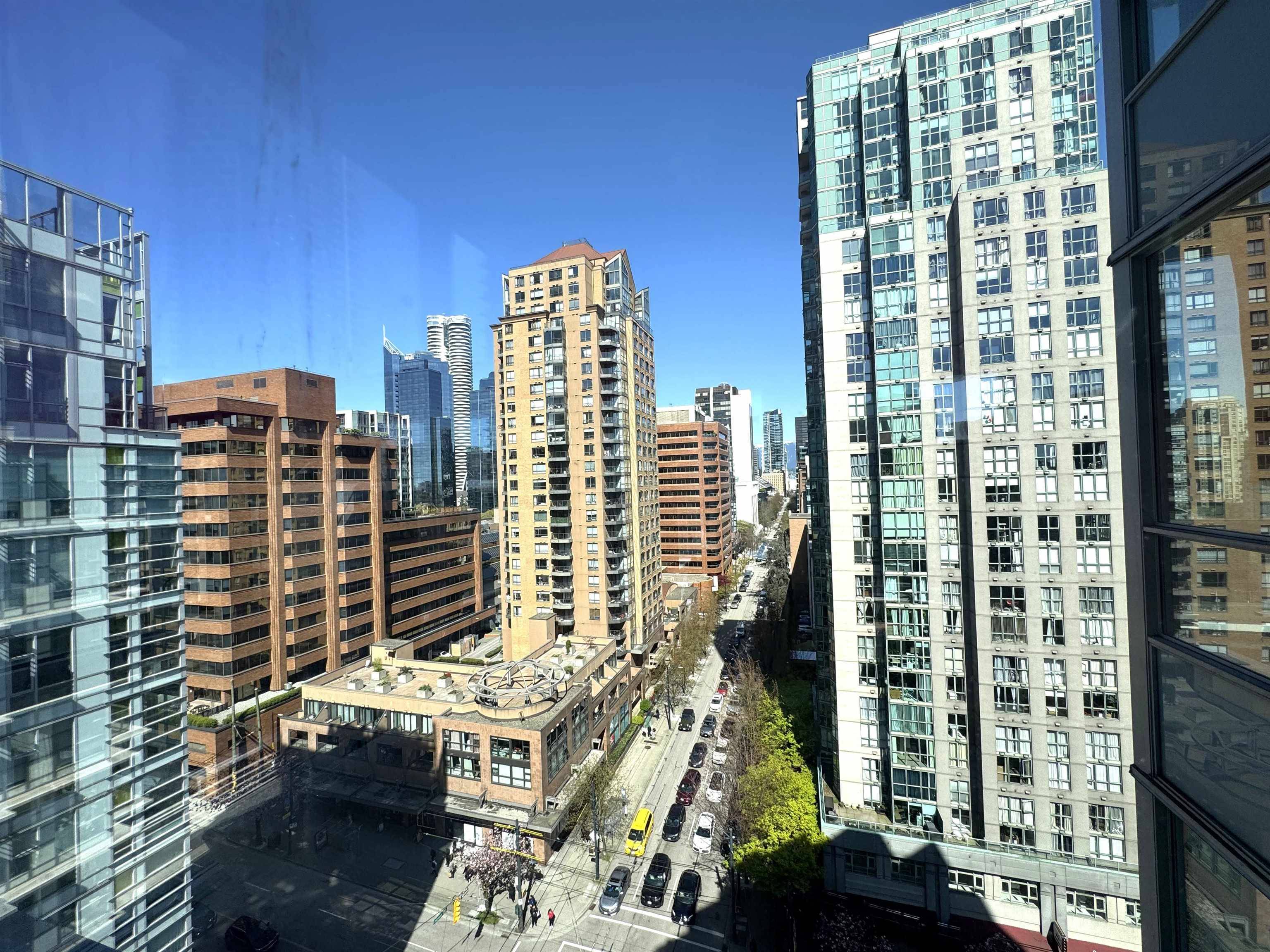 1212 Howe ST #1504 Vancouver, BC V6Z 2M9