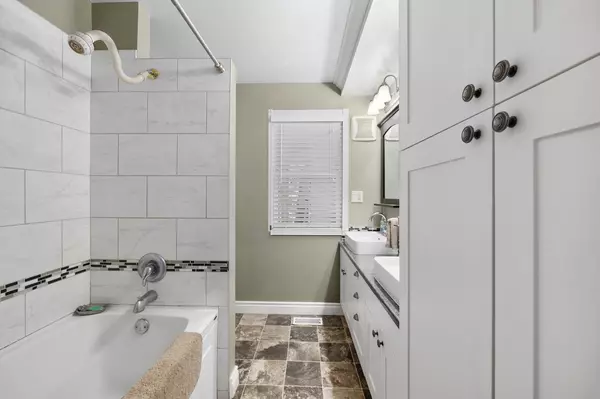 42095 Husband RD Mission, BC V0M 1G0