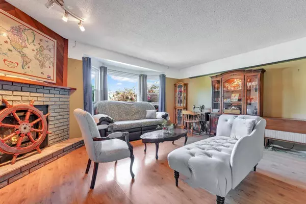 Pitt Meadows, BC V3Y 1C8,12235 Mcmyn AVE