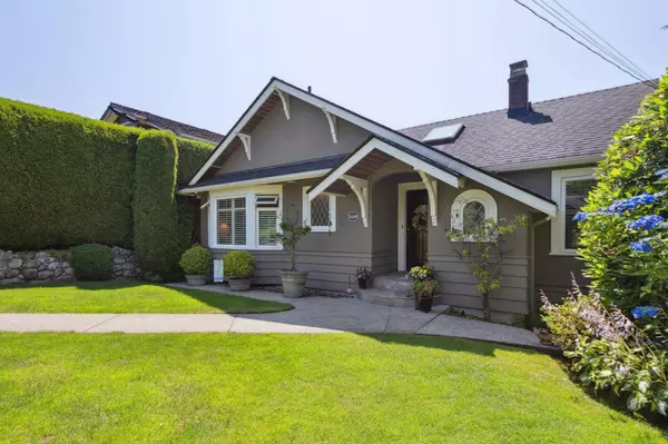West Vancouver, BC V7V 2P7,2136 Nelson AVE
