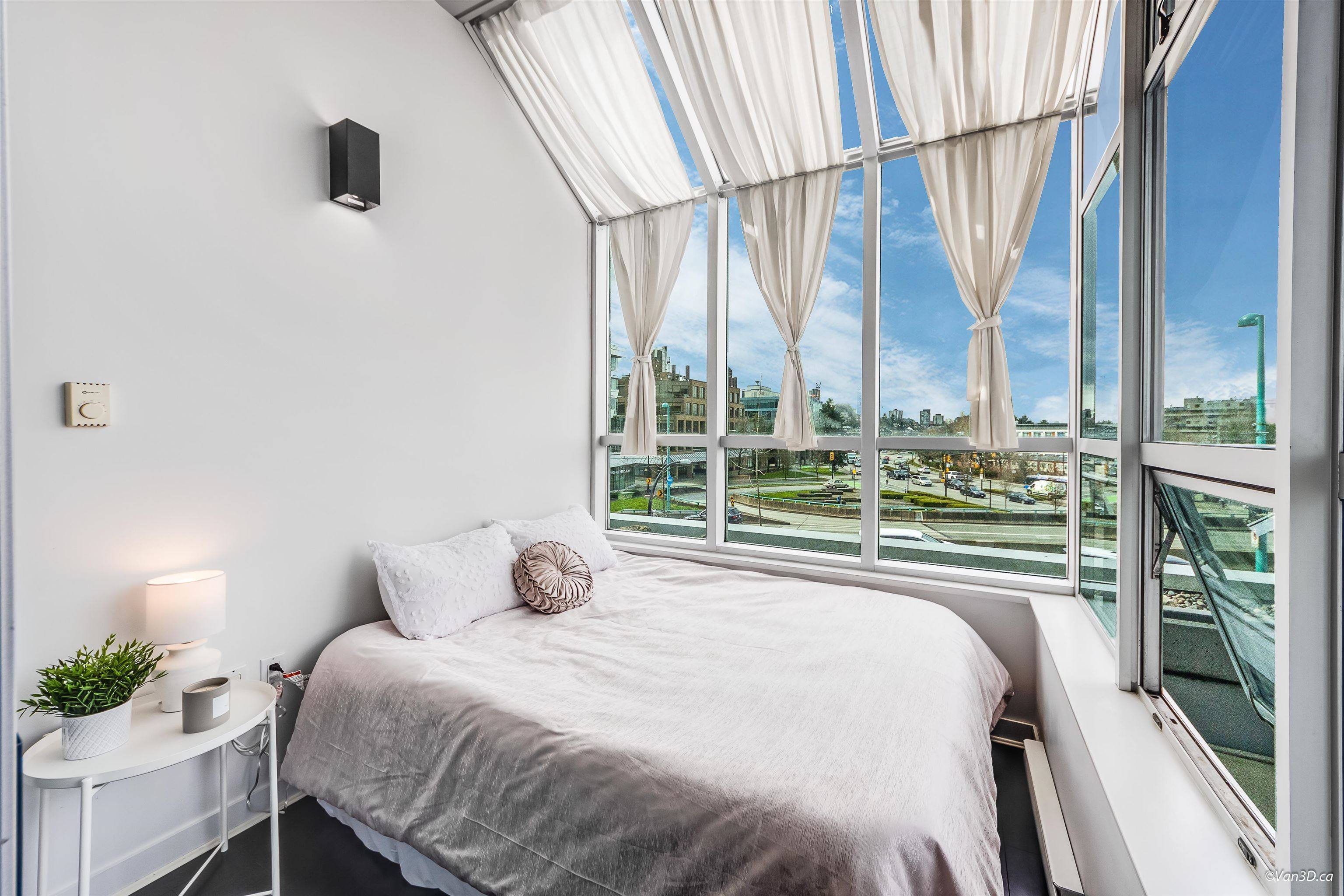 Vancouver, BC V5Y 1L3,495 W 6th AVE #307