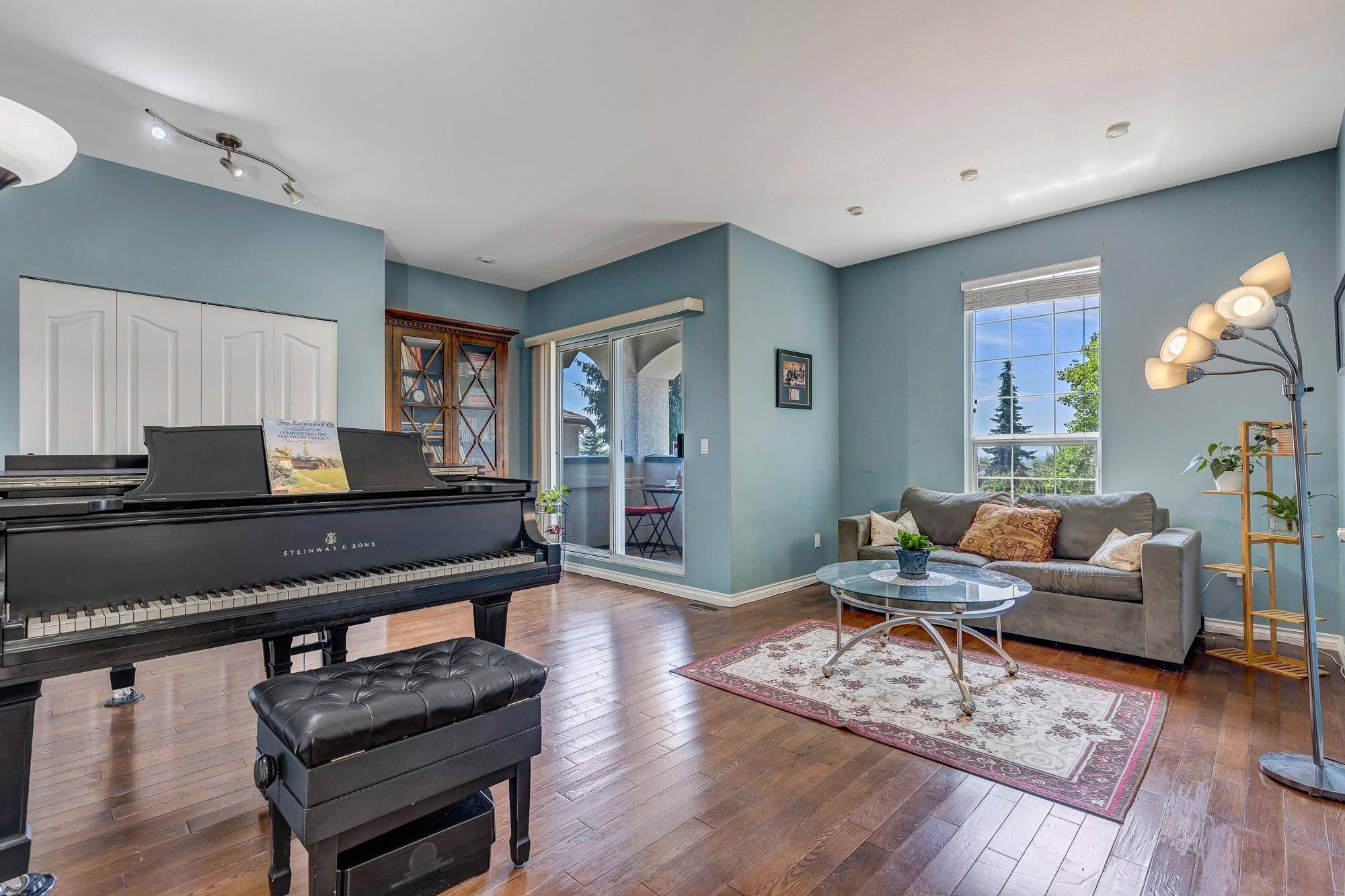 Coquitlam, BC V3E 2Z6,2995 Grizzly PL