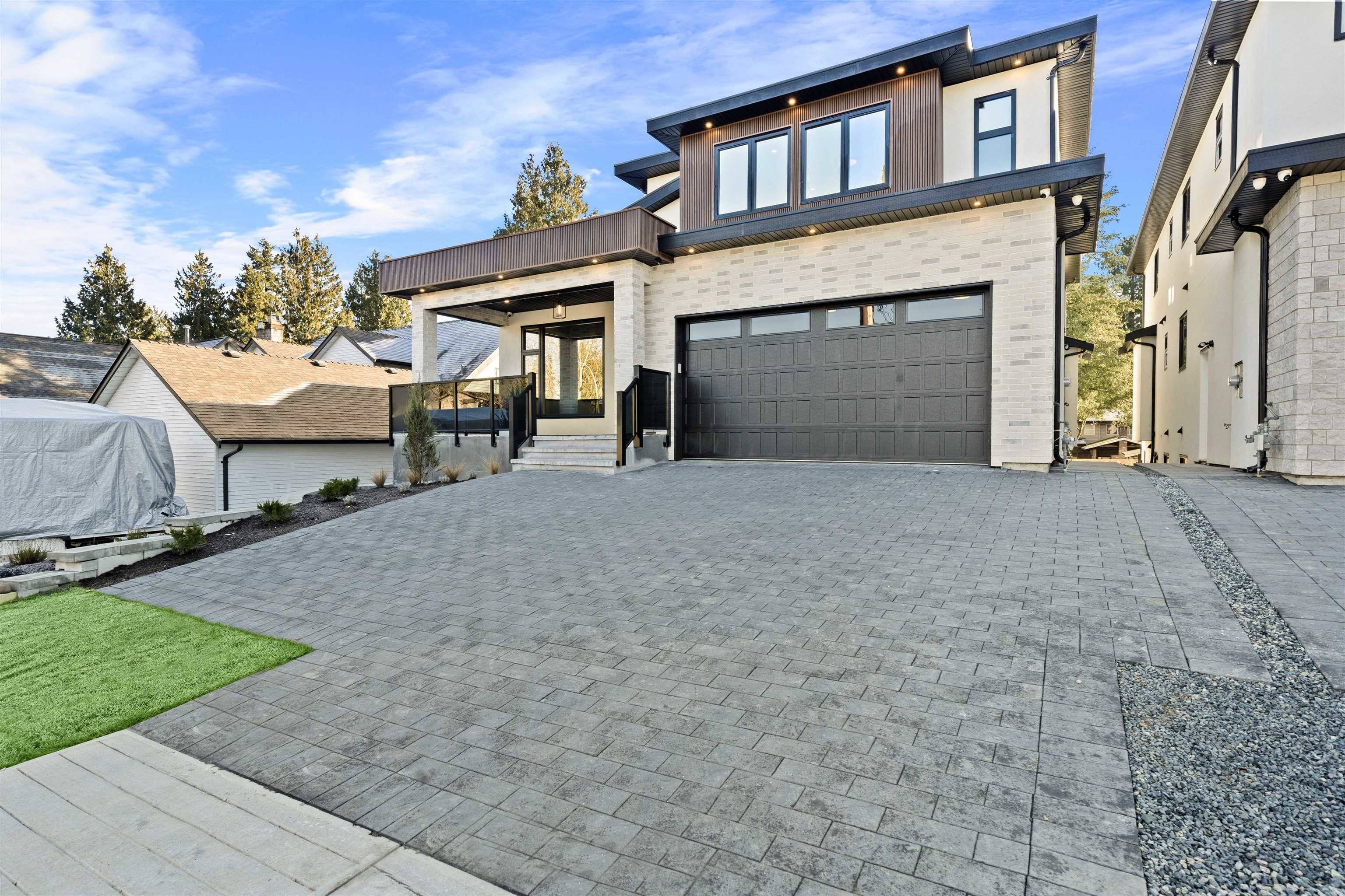 Surrey, BC V3S 3Z7,6082 172 ST
