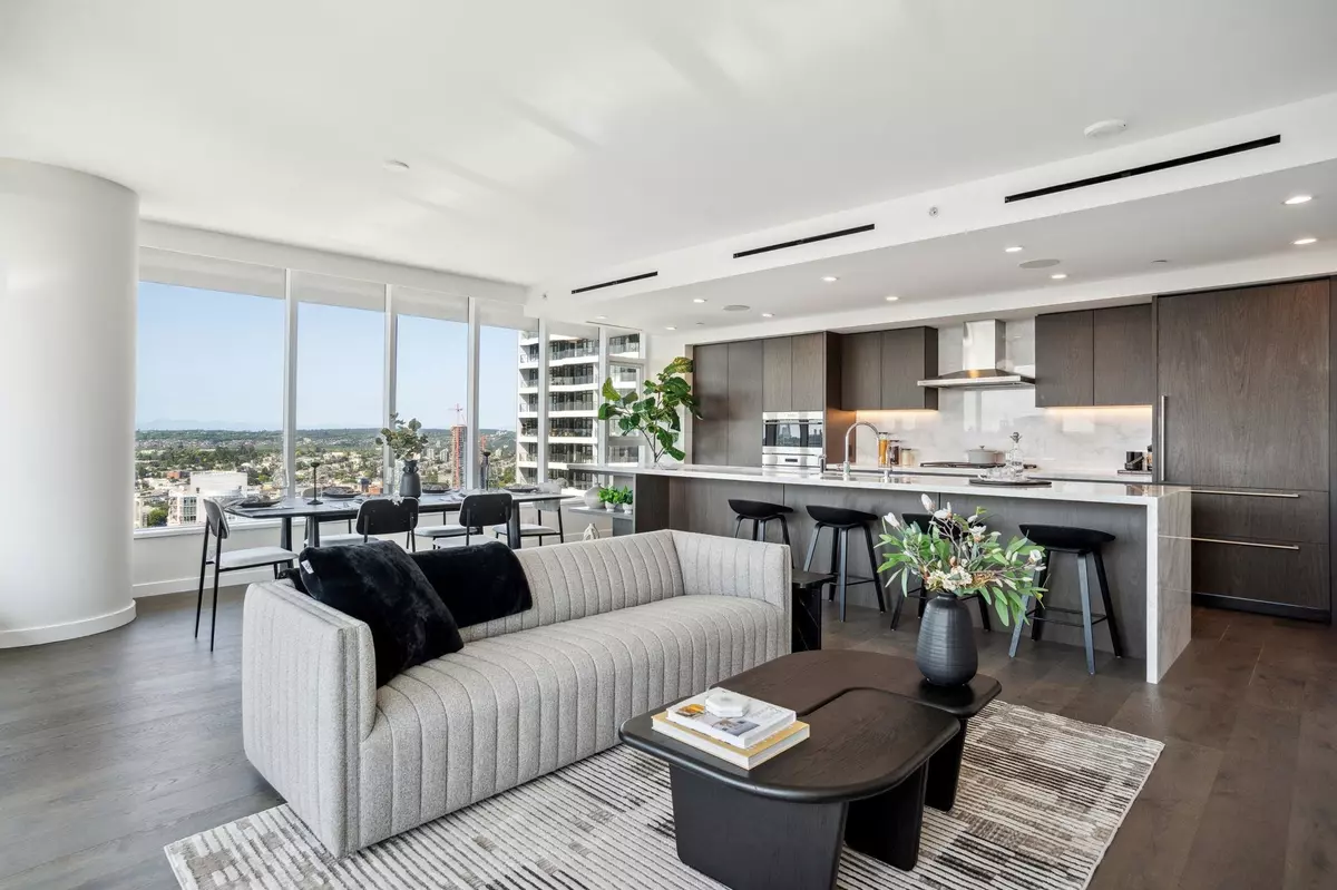 Vancouver, BC V6Z 0H1,1335 Howe ST #3303