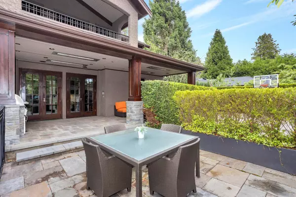 Vancouver, BC V6T 1R2,1807 Acadia RD