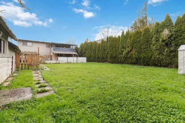 Chilliwack, BC V2P 5V6,8702 Broadway ST