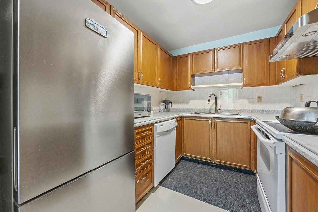 Richmond, BC V6Y 3W9,8333 Jones RD #153